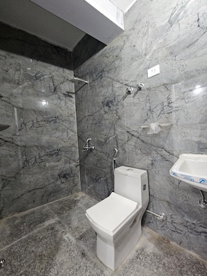 Bathroom in 1 BHK Builder Floor at Saket – for Rent