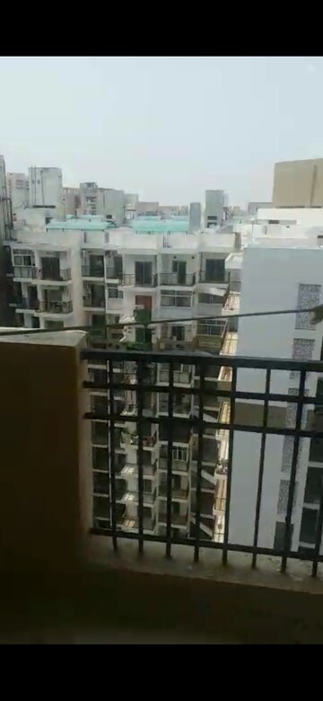 2 BHK Apartment For Sale in Ajnara Le Garden, Sector 16b Greater Noida