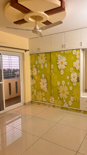 Room in 2 BHK Apartment at Salarpuria Sattva Misty Charm, Kanakapura Road – for Rent