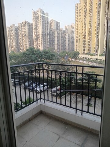 3 BHK Apartment For Sale in Nirala Estate, Tech Zone 4 Greater Noida
