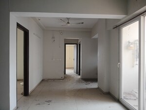 Room in 3 BHK Apartment at Nirala Estate, Tech Zone 4 Greater Noida – for Sale