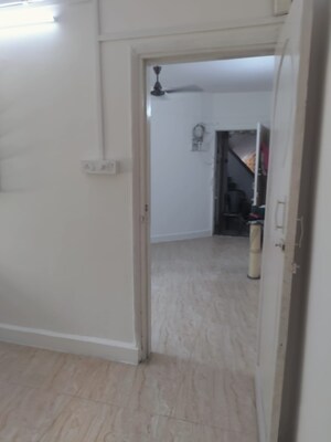 Room in 1 BHK Apartment at Nutan Gangotri CHS, Andheri West – for Rent