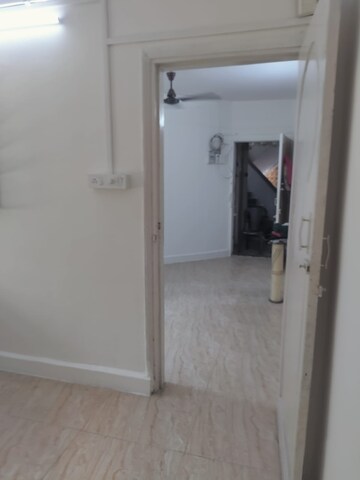 Room in 1 BHK Apartment at Nutan Gangotri CHS, Andheri West – for Rent