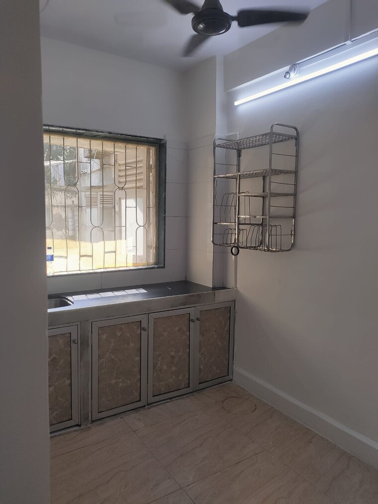 Room, nutan-gangotri-chs 1 Bedroom 420 Sq.Ft. Apartment In Andheri West Mumbai 9654838