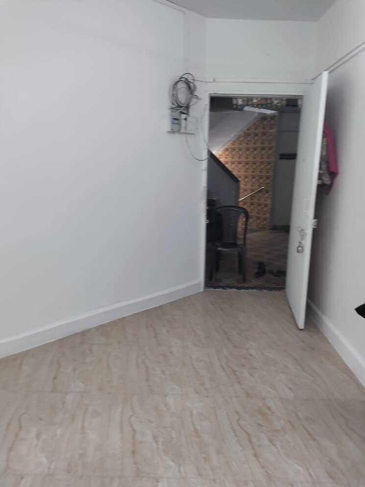 Room, nutan-gangotri-chs 1 Bedroom 420 Sq.Ft. Apartment In Andheri West Mumbai 9654838