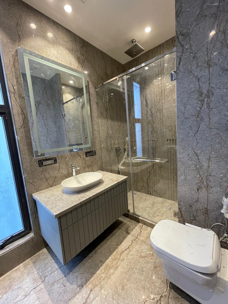 Kitchen, jor bagh 4 Bedroom 425 Sq.Yd. Builder Floor In Jor Bagh Delhi 9654900