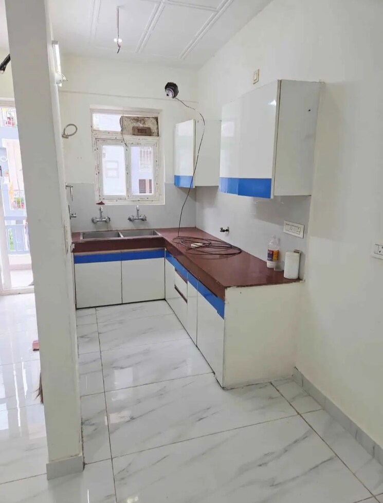 Kitchen, dhakoli 3 Bedroom 150 Sq.Yd. Apartment In Dhakoli Zirakpur 9654923