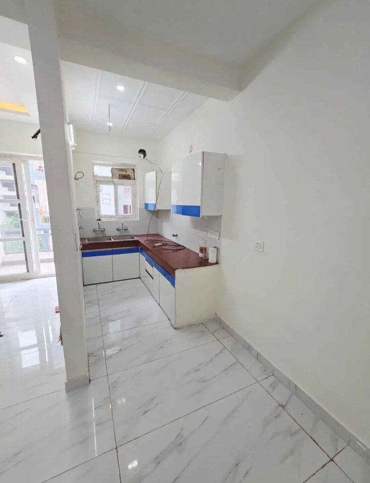 Kitchen, dhakoli 3 Bedroom 150 Sq.Yd. Apartment In Dhakoli Zirakpur 9654923