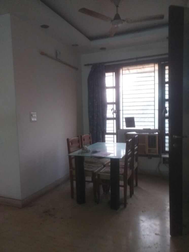 Room, new rajinder nagar 1 RK 450 Sq.Ft. Builder Floor In New Rajinder Nagar Delhi 9654983