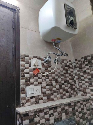 Bathroom in 2 BHK Builder Floor at Subhash Nagar – for Rent