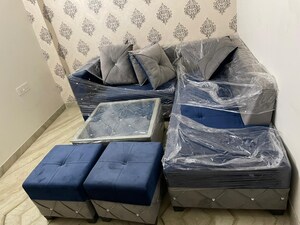 Bedroom in 2 BHK Builder Floor at Subhash Nagar – for Rent