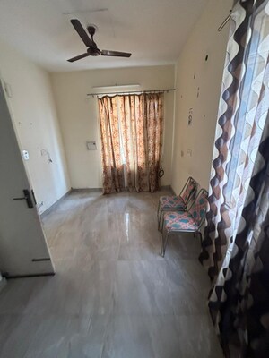1 BHK Apartment For Rent in Kharar Mohali Road