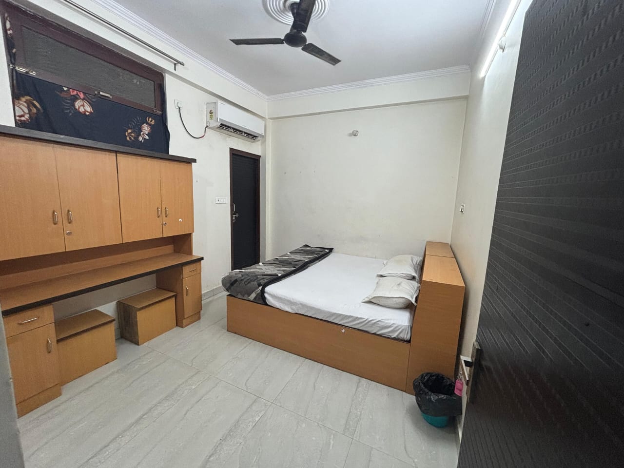 6+ BHK Independent House For Rent in Pratap Properties 