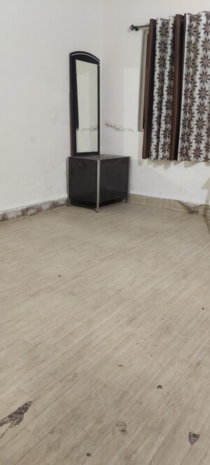 Room in 2 BHK Apartment at Kalagram Society II, Kothrud – for Rent