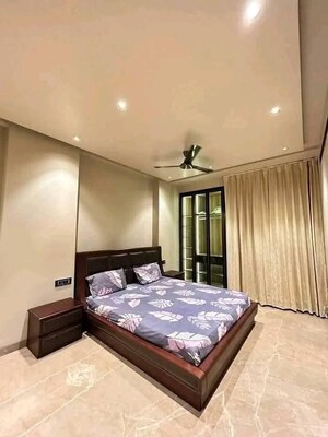 Bedroom in 2 BHK Apartment at Unitech Infospace, Sector 21 – for Rent