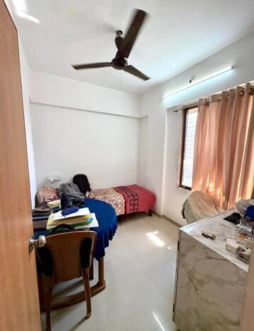 Bedroom in 1.5 BHK Apartment at Rahul Dream A, Bhayandar East – for Rent