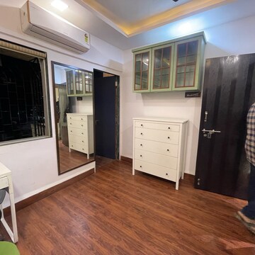 Parking in 2 BHK Apartment at Versova – for Rent