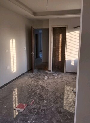 3 BHK Builder Floor For Sale in Sahastradhara Road