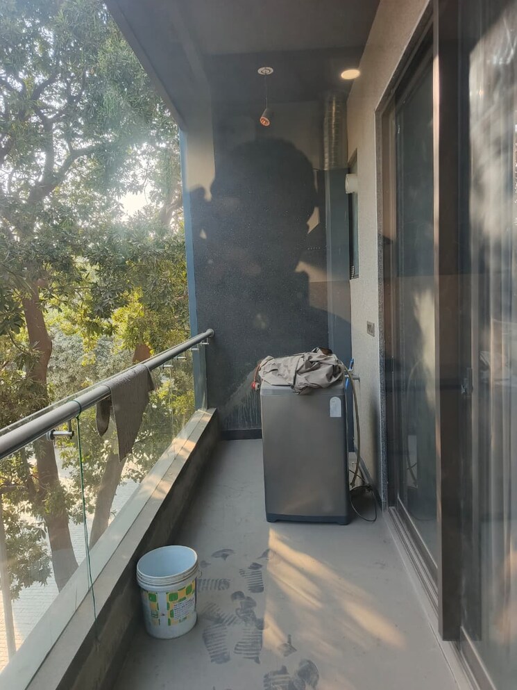 Balcony, ardee-city 2 Bedroom 1450 Sq.Ft. Builder Floor In Sector 52 Gurgaon 9655102