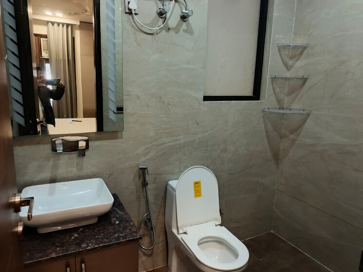 Bathroom, ardee-city 2 Bedroom 1450 Sq.Ft. Builder Floor In Sector 52 Gurgaon 9655102