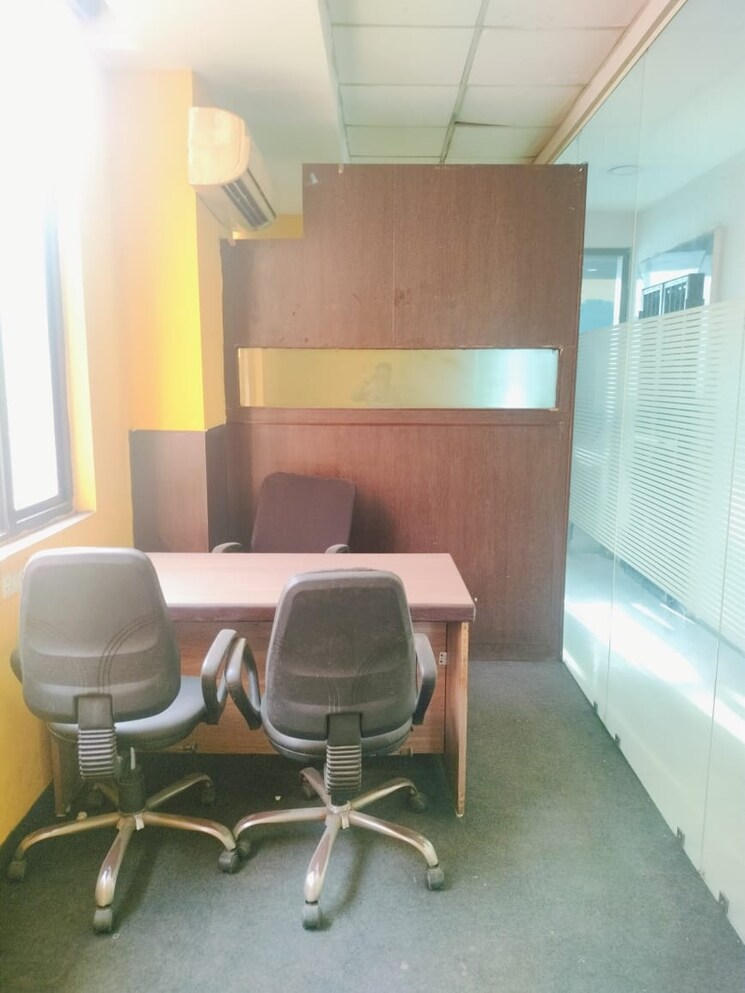 Team Area, sector 2 Commercial Office Space 1500 Sq.Ft. In Sector 2 Noida 9655121