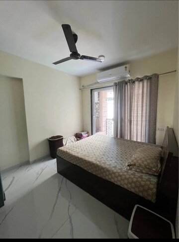 Bedroom in 2 BHK Apartment at Kunal kutir CHS, Bhayandar East – for Rent