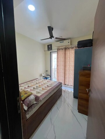 Bedroom in 2 BHK Apartment at Kunal kutir CHS, Bhayandar East – for Rent