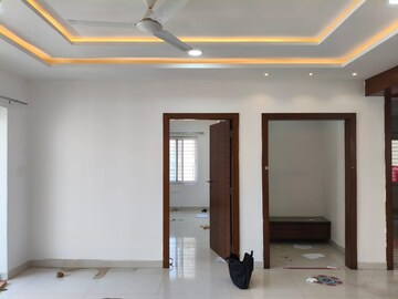 Room in 3 BHK Apartment at Movie Towers, Kokapet – for Rent