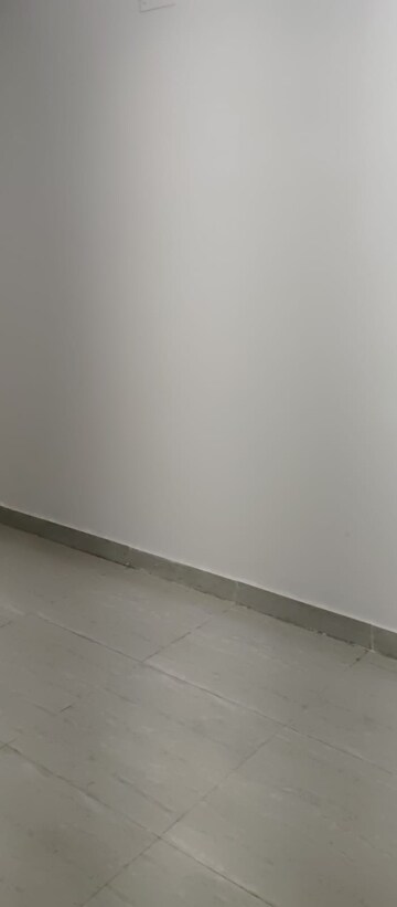 Room in 2 BHK Apartment at Signature Global Solera 2, Sector 107 – for Rent