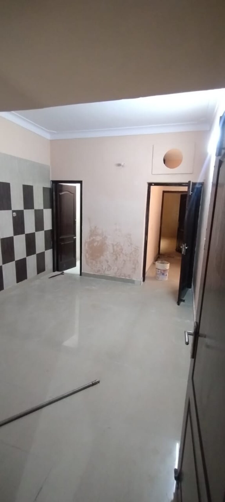 Room, sector 28 2.5 Bedroom 160 Sq.Yd. Independent House In Sector 28 Faridabad 9655149