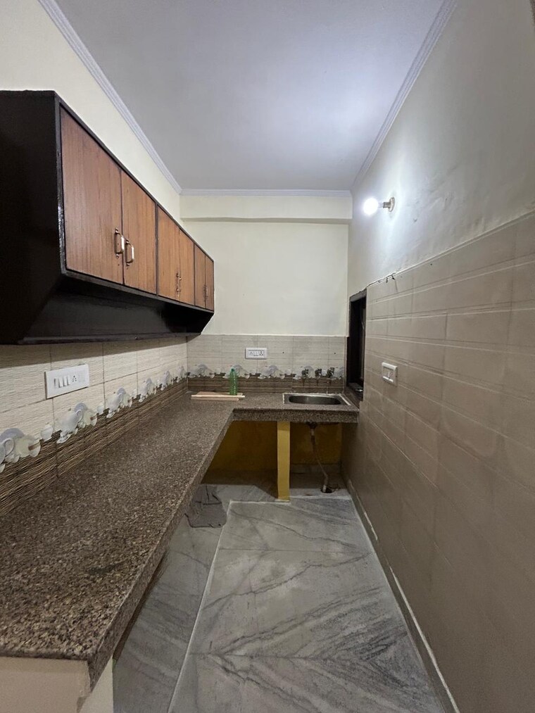 Kitchen, uttam nagar 1 Bedroom 50 Sq.Yd. Builder Floor In Uttam Nagar Delhi 9655143