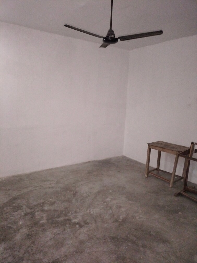 Room, indira nagar 1 Bedroom 400 Sq.Ft. Builder Floor In Indira Nagar Lucknow 9655151