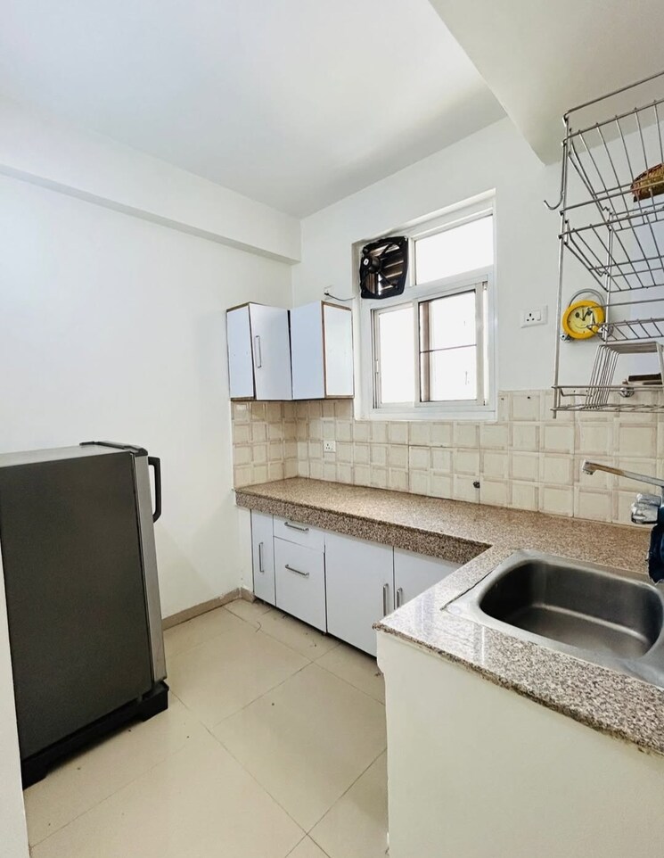 Kitchen, dhakoli 2 Bedroom 900 Sq.Ft. Apartment In Dhakoli Zirakpur 9655187