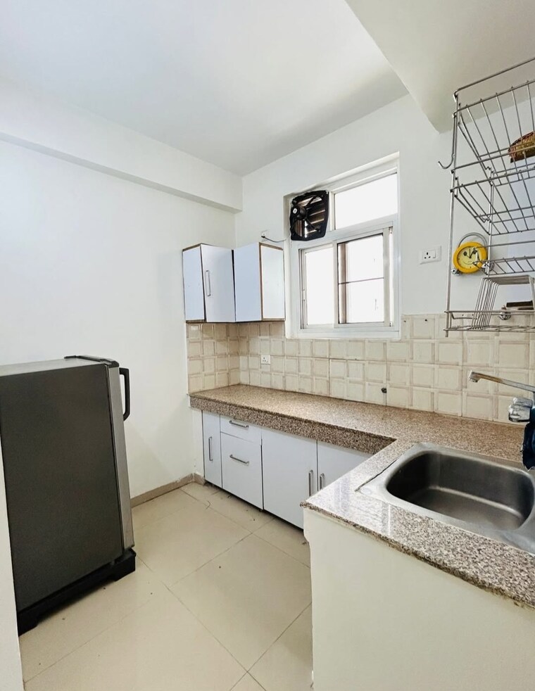 Kitchen, dhakoli 2 Bedroom 900 Sq.Ft. Apartment In Dhakoli Zirakpur 9655187