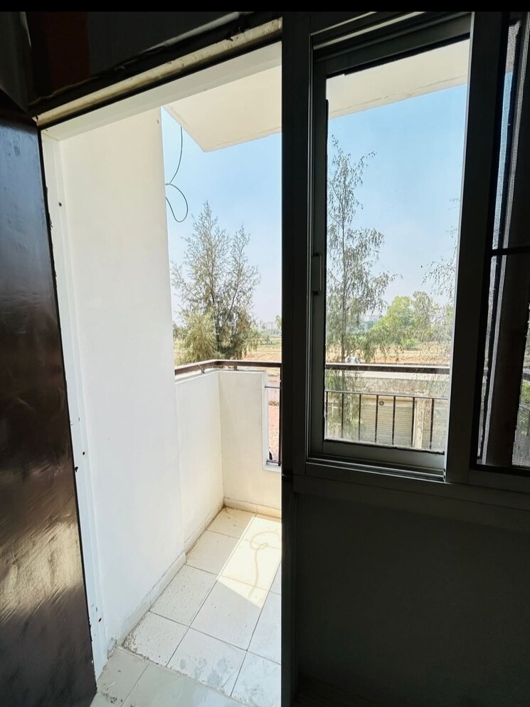 Balcony, dhakoli 2 Bedroom 900 Sq.Ft. Apartment In Dhakoli Zirakpur 9655187