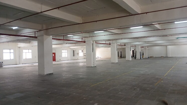  Parking, sector 10 Commercial Industrial Plot 30000 Sq.Ft. In Sector 10 Gurgaon 9655152