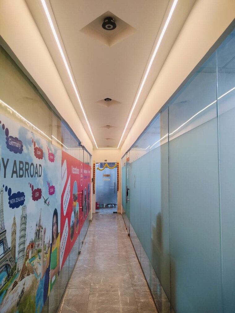 undefined, sector 3 Commercial Office Space 600 Sq.Ft. In Sector 3 Noida 9655188