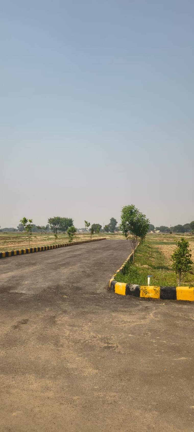 Garden, tappal  1800 Sq.Ft. Plot In Tappal Aligarh 9655175