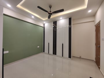 Room in 3 BHK Apartment at Horamavu – for Rent