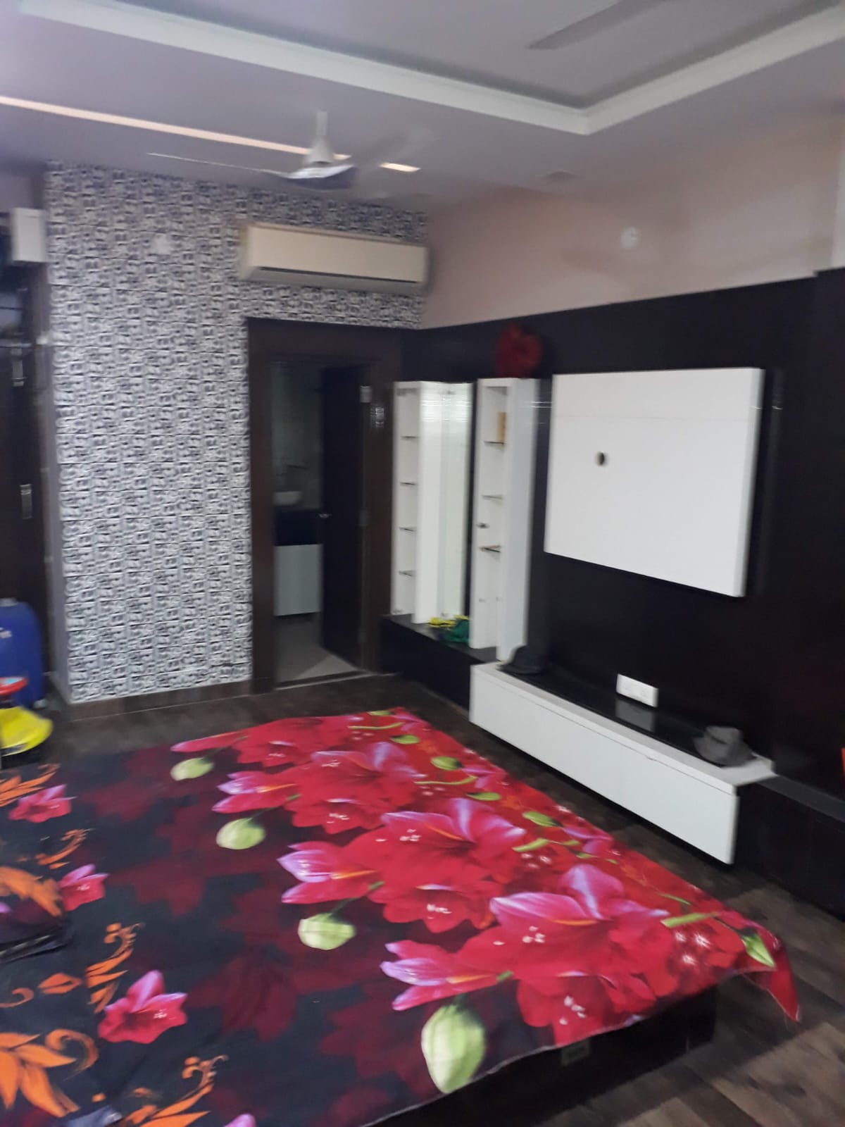 4 BHK + Extra Room Independent House For Sale in Surajmal Enclave