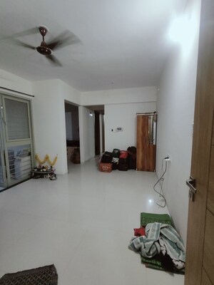 Room in 2 BHK Apartment at Wakad – for Rent