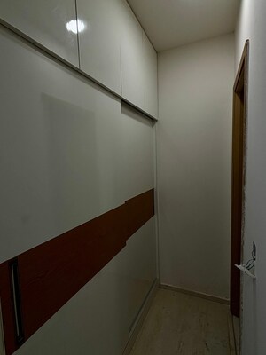 Furnished Amenities in 3 BHK Apartment at M3M Heights, Sector 65 – for Rent