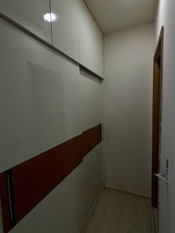 Furnished Amenities in 3 BHK Apartment at M3M Heights, Sector 65 – for Rent