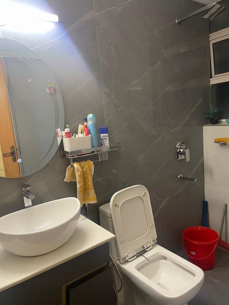 Bathroom, ansal-sushant-estate 4 Bedroom 2500 Sq.Ft. Apartment In Sector 52 Gurgaon 9655222