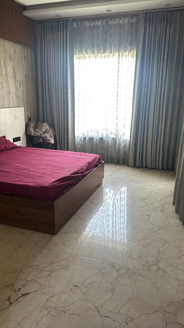 Bedroom in 6 BHK Independent House at Jaypee The Castle III, Sector Swarn Nagri – for Sale