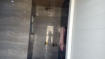 Building Lobby in 6 BHK Independent House at Jaypee The Castle III, Sector Swarn Nagri – for Sale