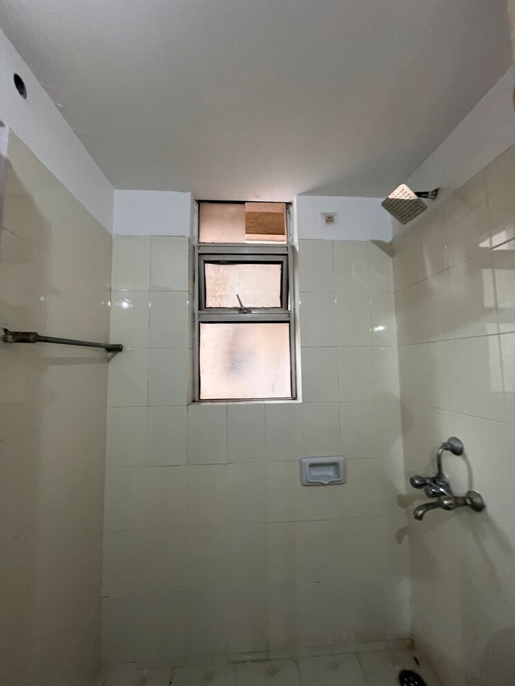 Master Bedroom, ansal-sushant-estate 3 Bedroom 1800 Sq.Ft. Apartment In Sector 52 Gurgaon 9655248