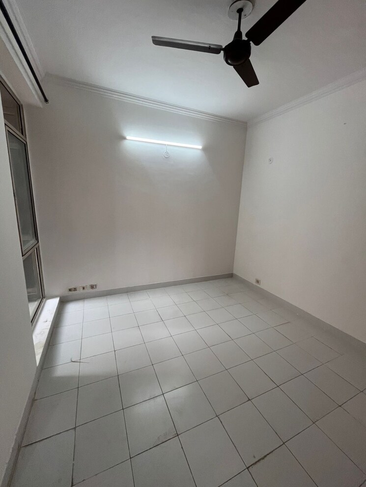 Room, ansal-sushant-estate 3 Bedroom 1800 Sq.Ft. Apartment In Sector 52 Gurgaon 9655248