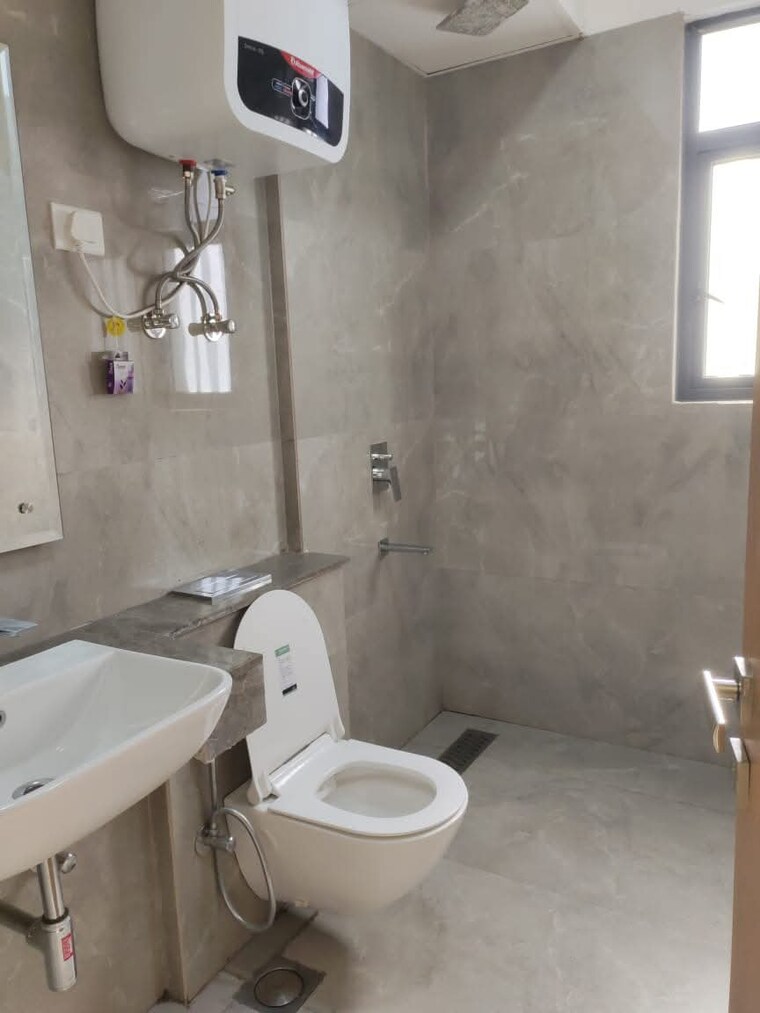 Bathroom, m3m-heights 3 Bedroom 1828 Sq.Ft. Apartment In Sector 65 Gurgaon 9655292