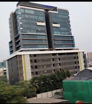  Office Space For Sale in Remi Commercio, Andheri West